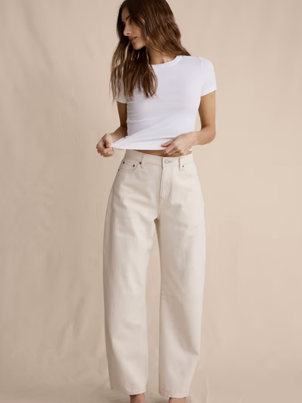 Banana Republic Mid-Rise Barrel Ankle Jeans 28